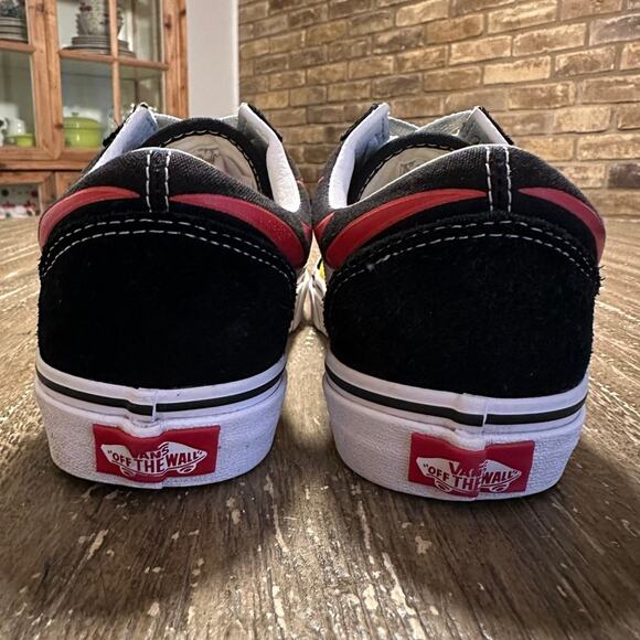 Women’s Vans Old Skool Flame Graphic Sneakers Black, Size 7.5 - Picture 9 of 11